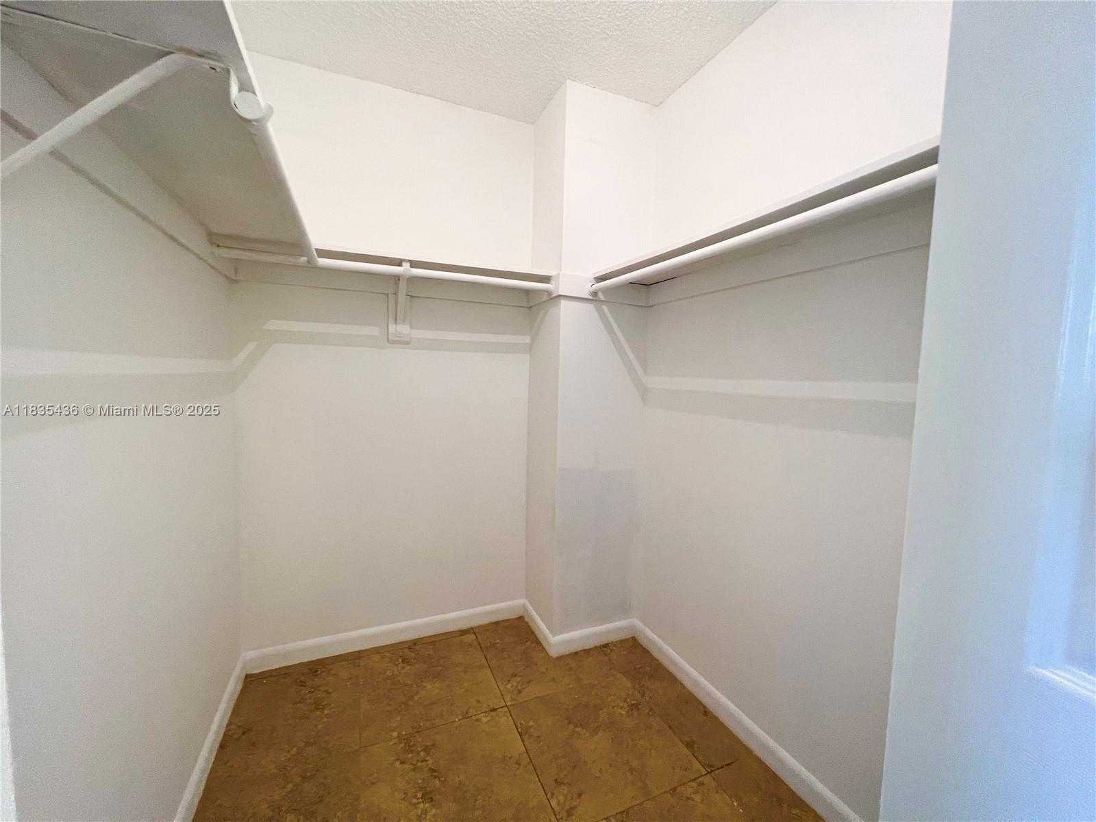 Small Image of 230 174TH ST #M01, Sunny Isles Beach Number 23