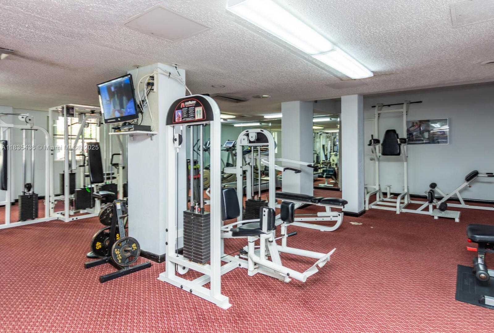Small Image of 230 174TH ST #M01, Sunny Isles Beach Number 31