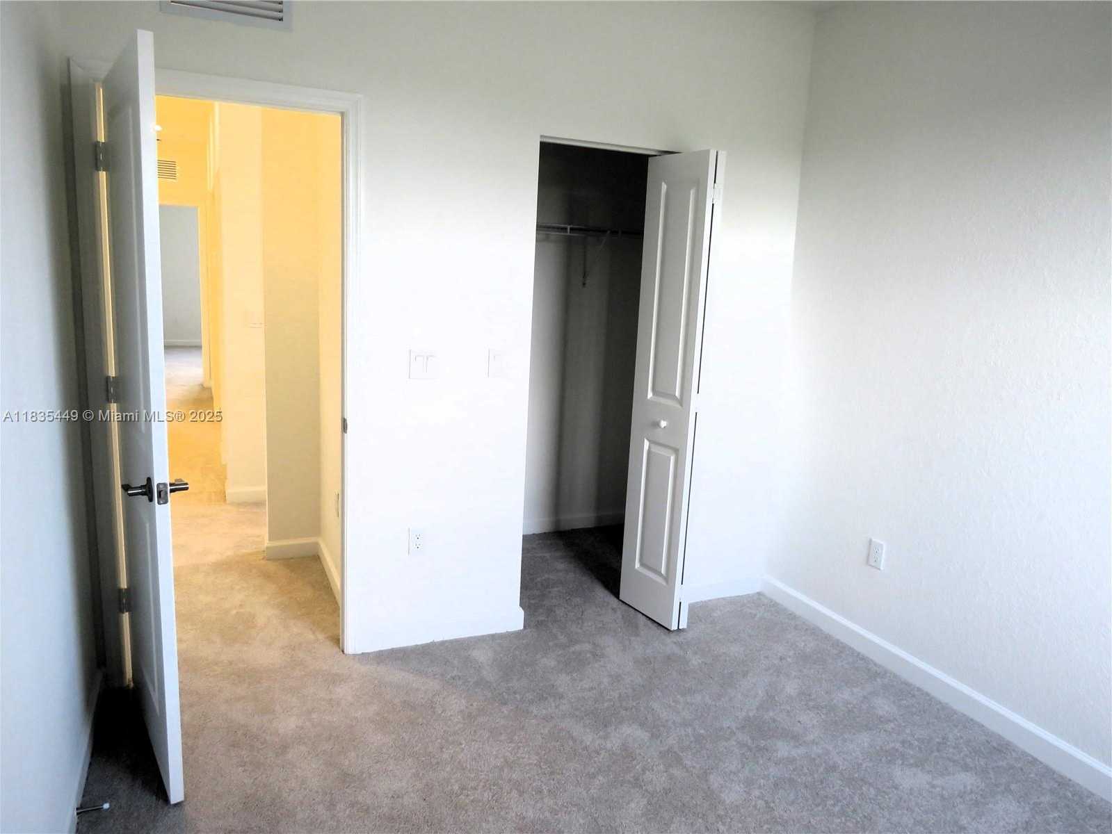 Small Image of 18417 SOUTH WEST 1ST ST #18417, Pembroke Pines Number 25