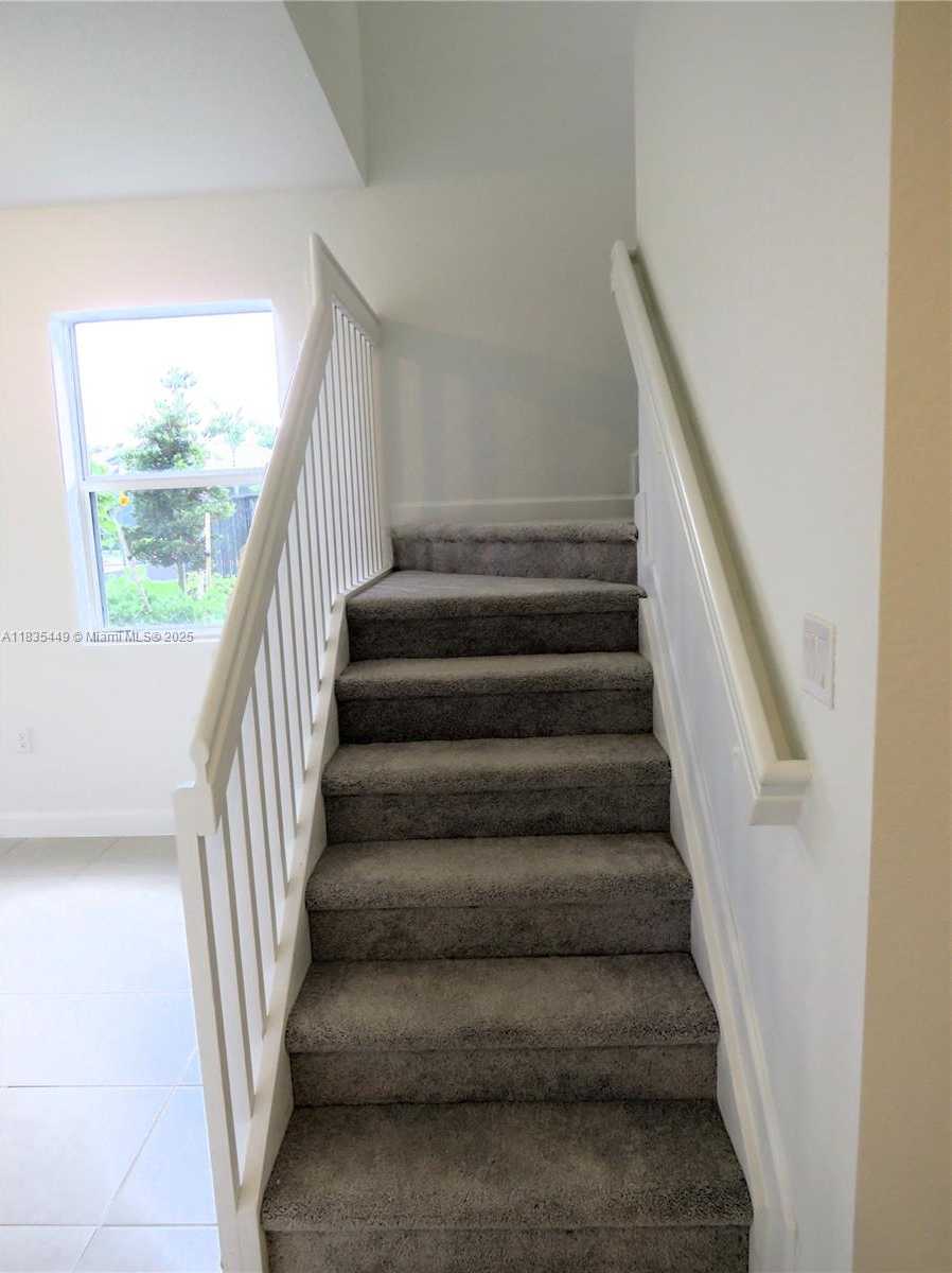 Small Image of 18417 SOUTH WEST 1ST ST #18417, Pembroke Pines Number 6