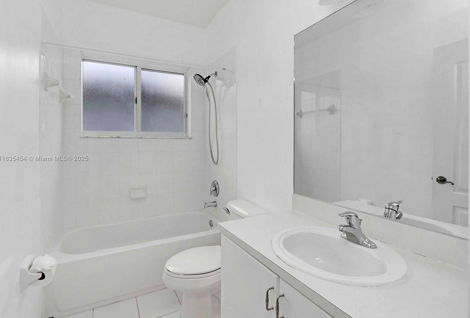 Small Image of 1909 SOUTH EAST 22ND CT #1909, Homestead Number 12