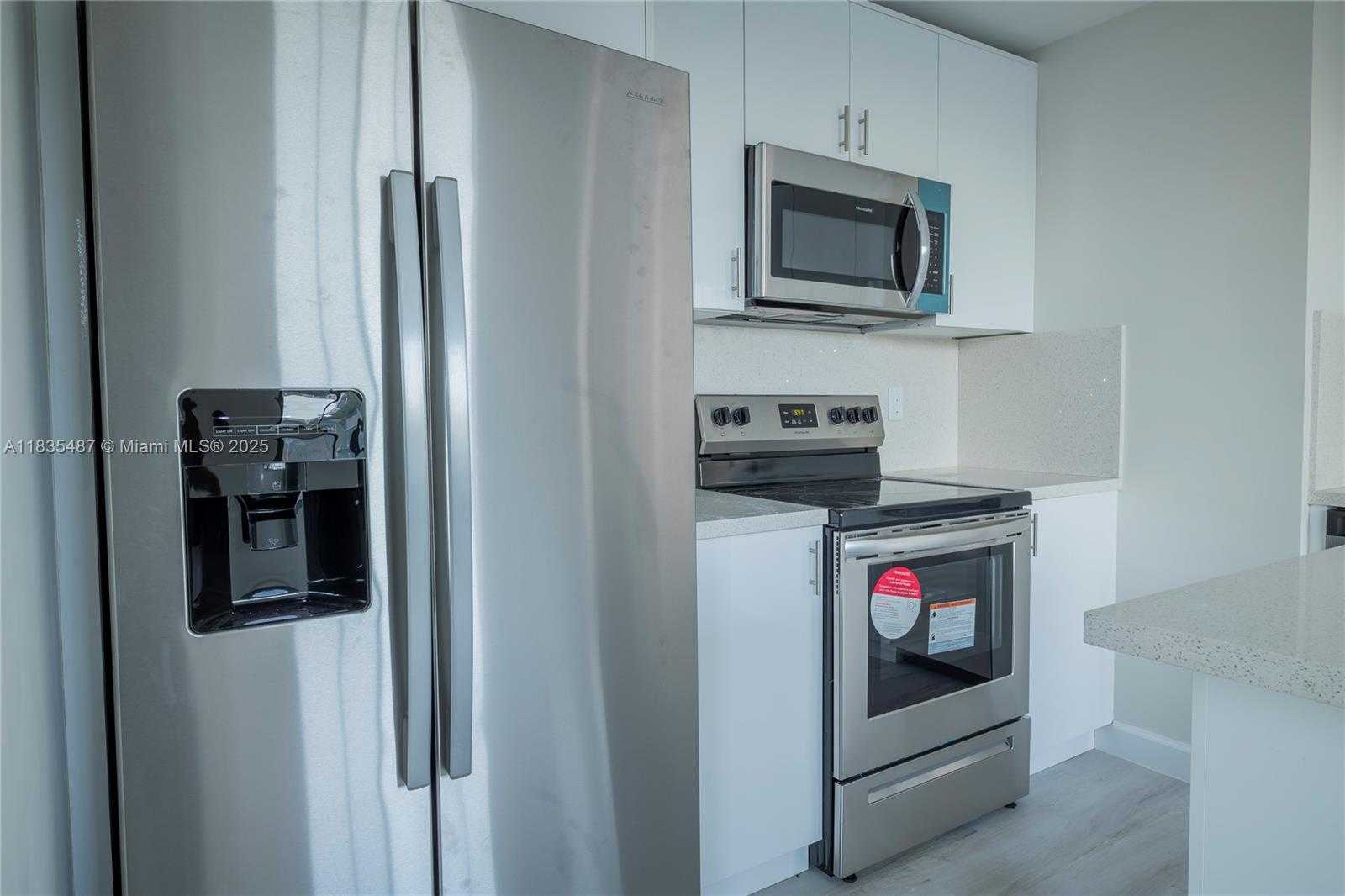 Small Image of 18020 SOUTH WEST 103RD AVE, Miami Number 16