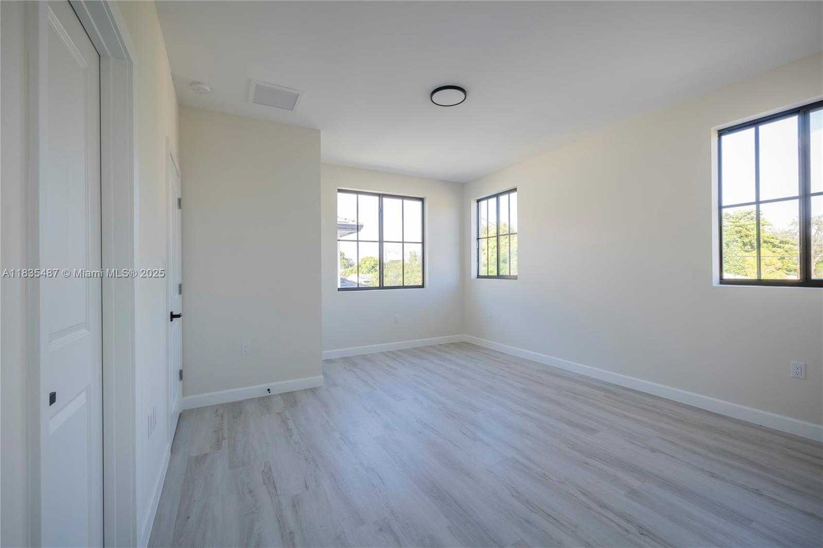 Small Image of 18020 SOUTH WEST 103RD AVE, Miami Number 18