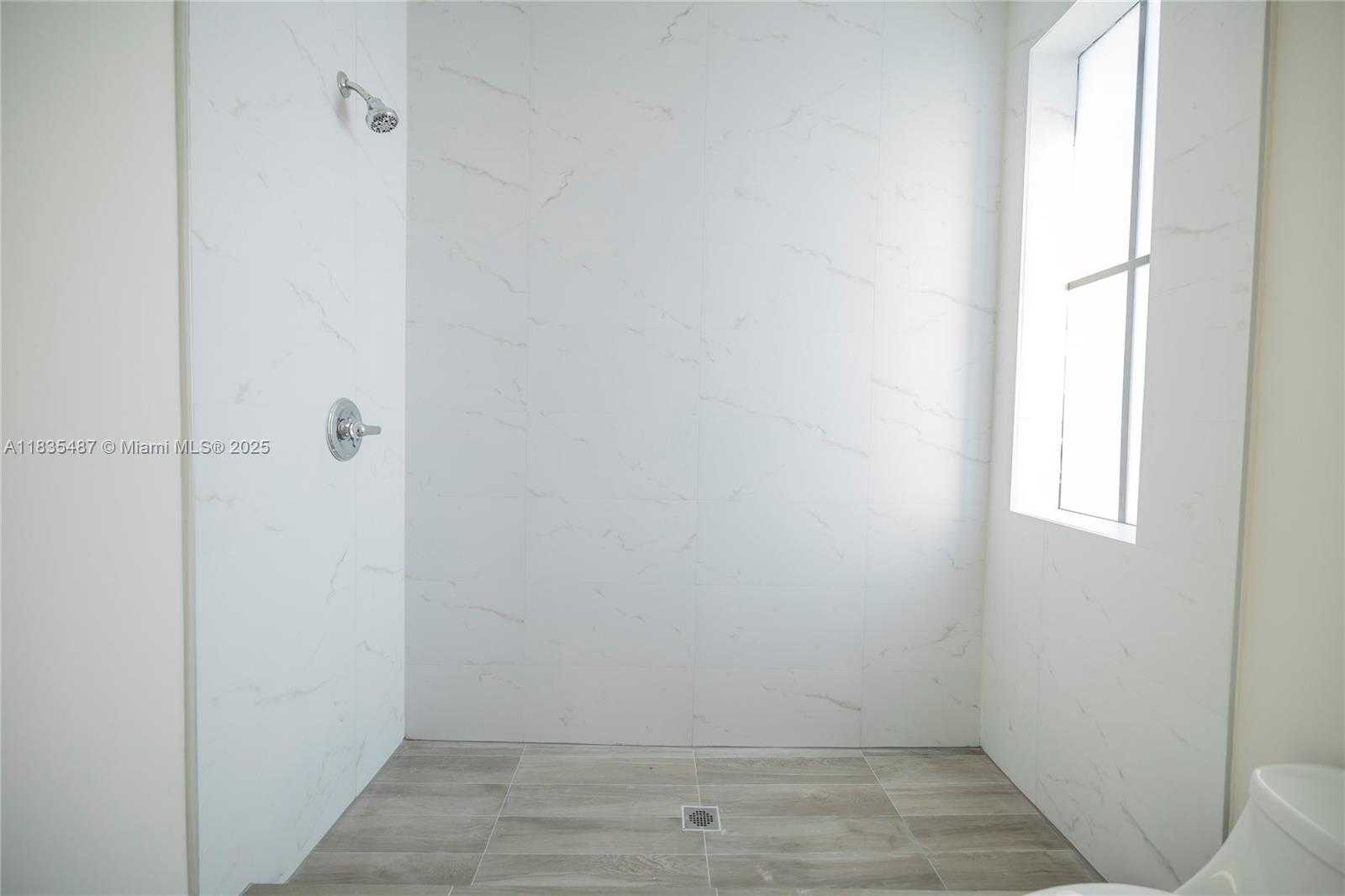 Small Image of 18020 SOUTH WEST 103RD AVE, Miami Number 26