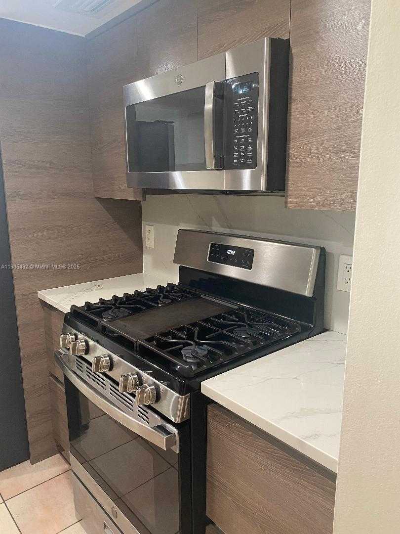 Small Image of 11419 SOUTH WEST 109TH RD #48B, Miami Number 6
