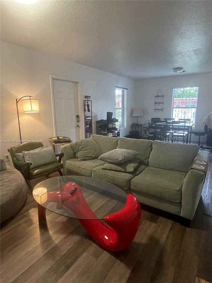 Small Image of 6316 NORTH WEST 1ST CT, Miami Number 11