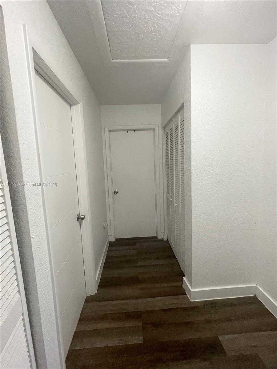 Small Image of 6316 NORTH WEST 1ST CT, Miami Number 16
