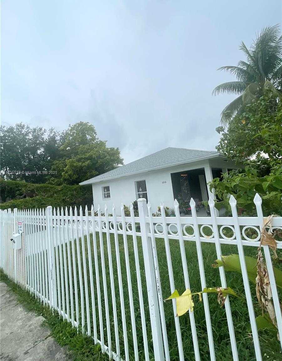 Small Image of 6316 NORTH WEST 1ST CT, Miami Number 22