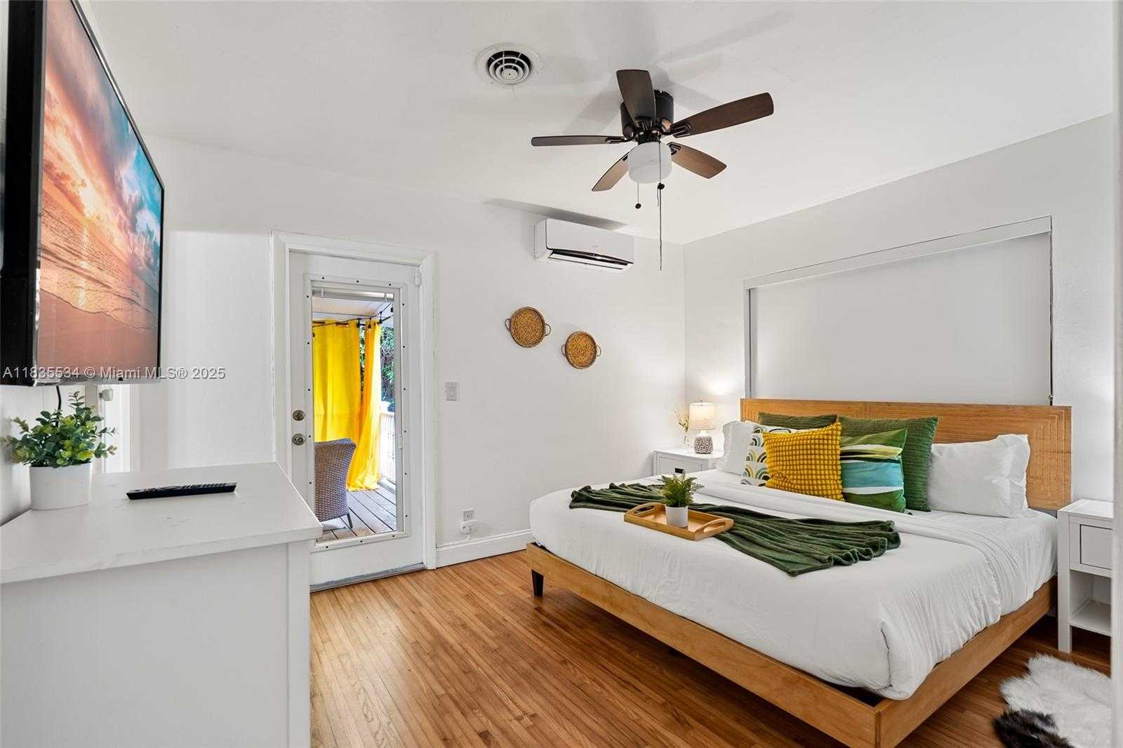 Small Image of 1031 NORTH EAST LITTLE RIVER DR #1031, Miami Number 20