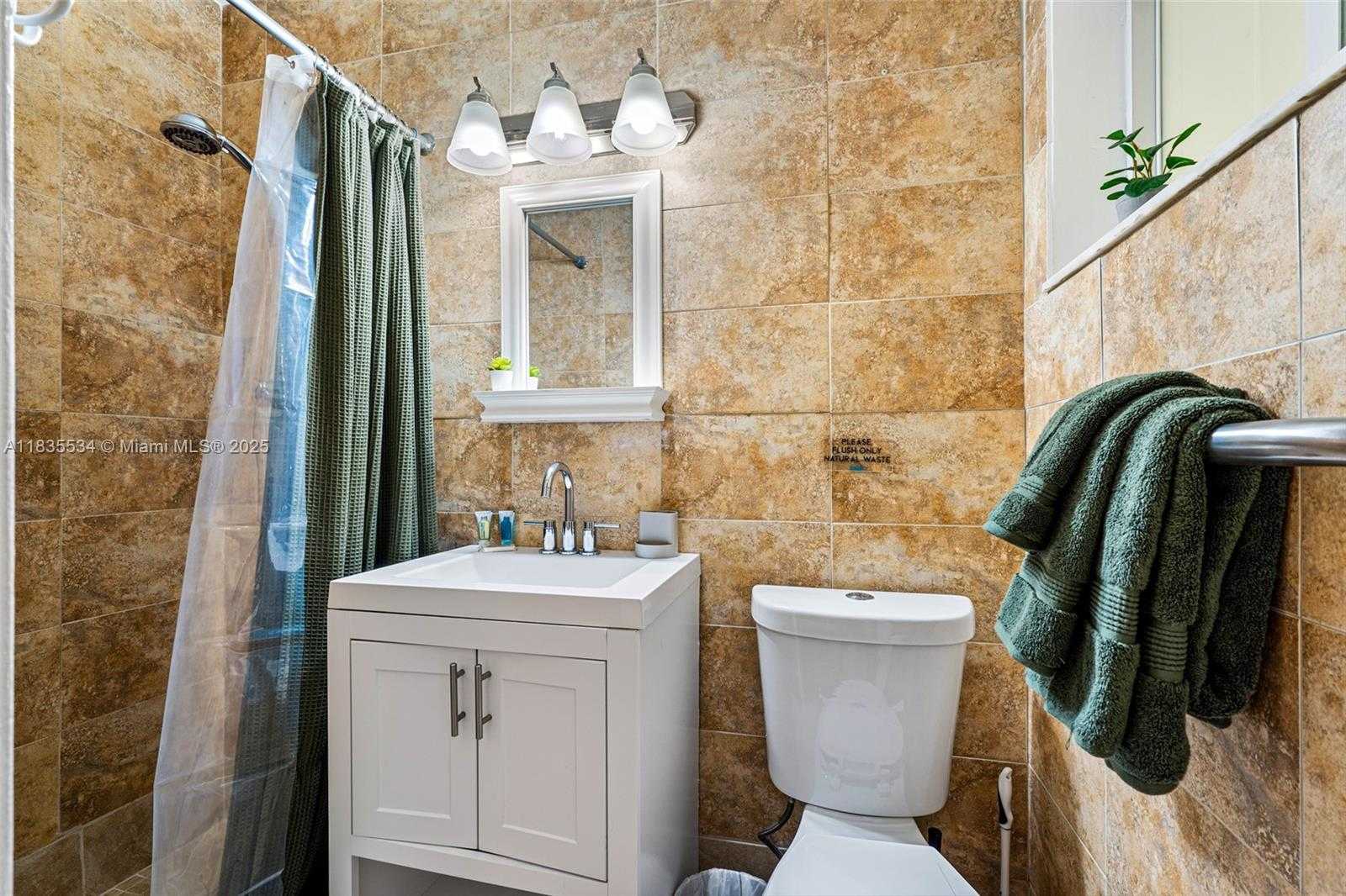 Small Image of 1031 NORTH EAST LITTLE RIVER DR #1031, Miami Number 23