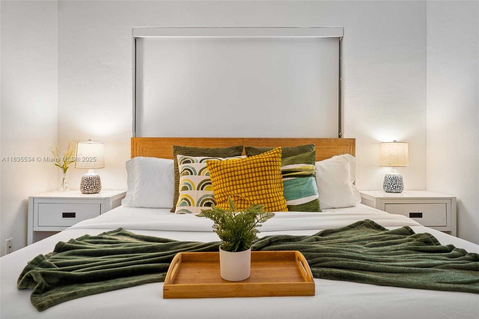 Small Image of 1031 NORTH EAST LITTLE RIVER DR #1031, Miami Number 25