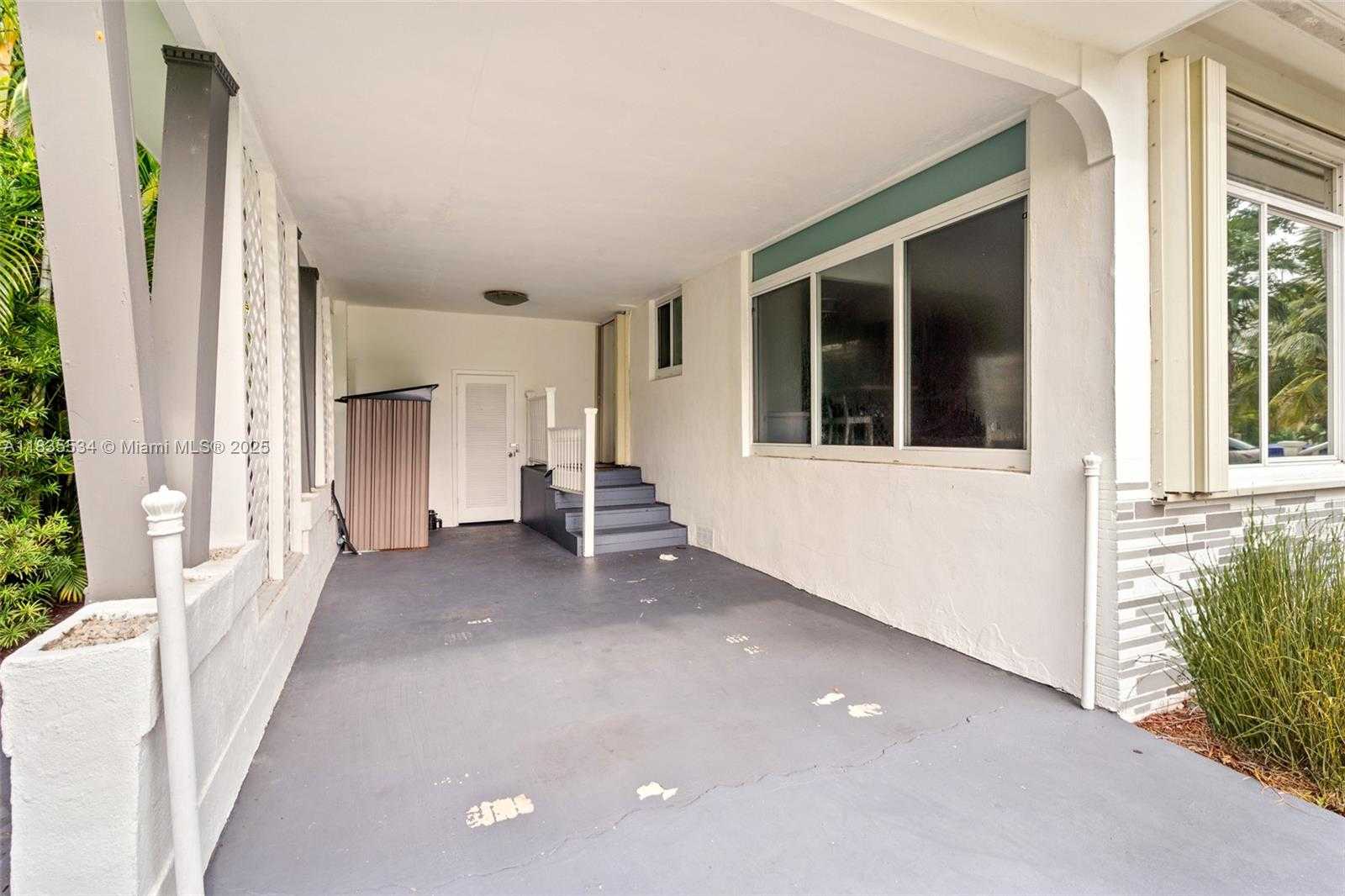 Small Image of 1031 NORTH EAST LITTLE RIVER DR #1031, Miami Number 41
