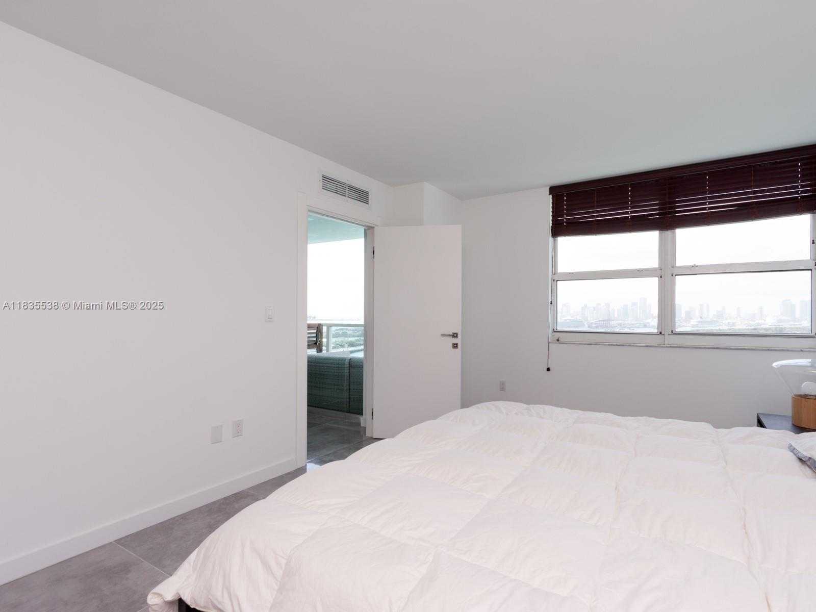 Small Image of 650 WEST AVE #2409, Miami Beach Number 29