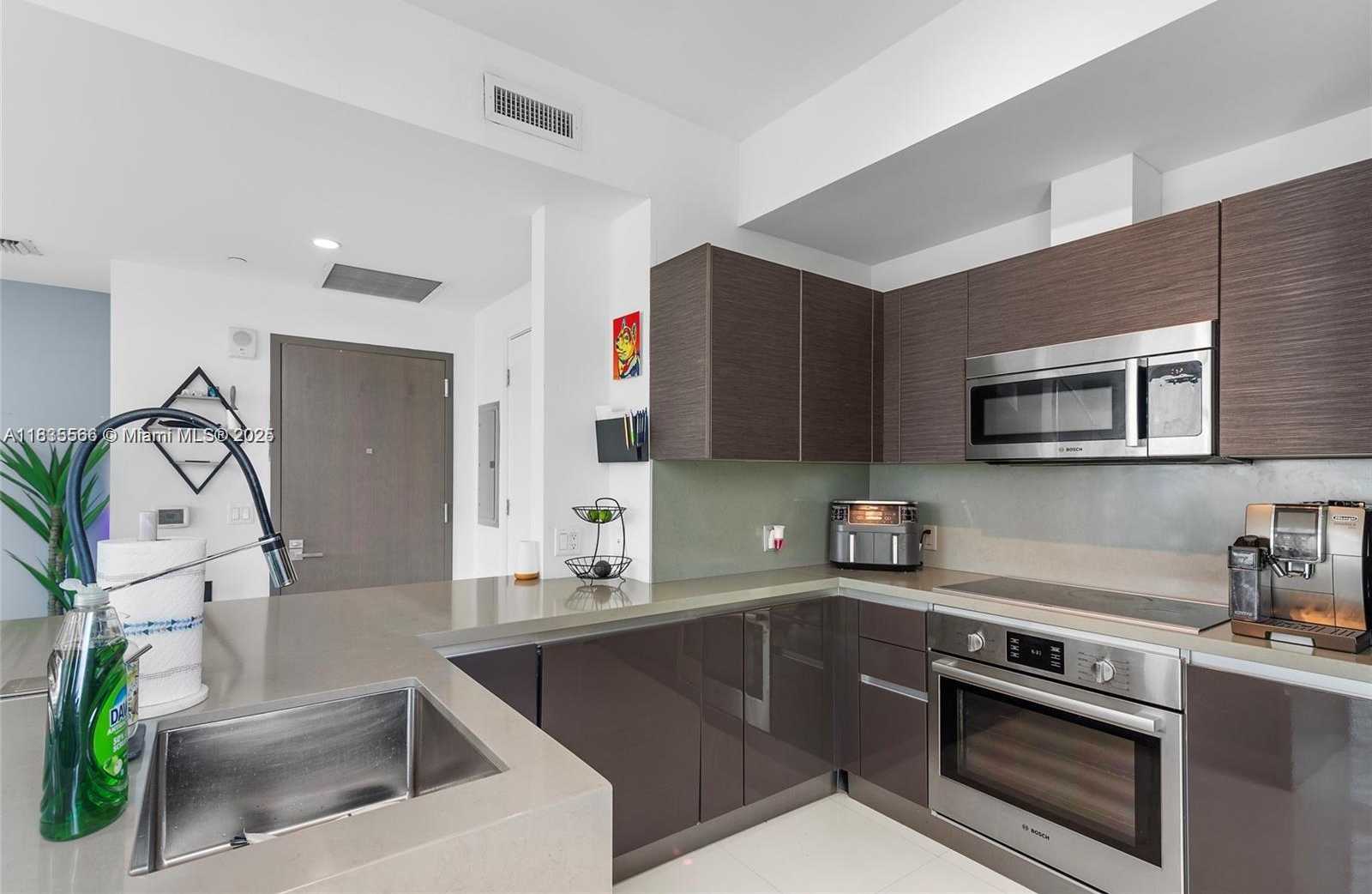 Small Image of 1080 BRICKELL AVE #513, Miami Number 23