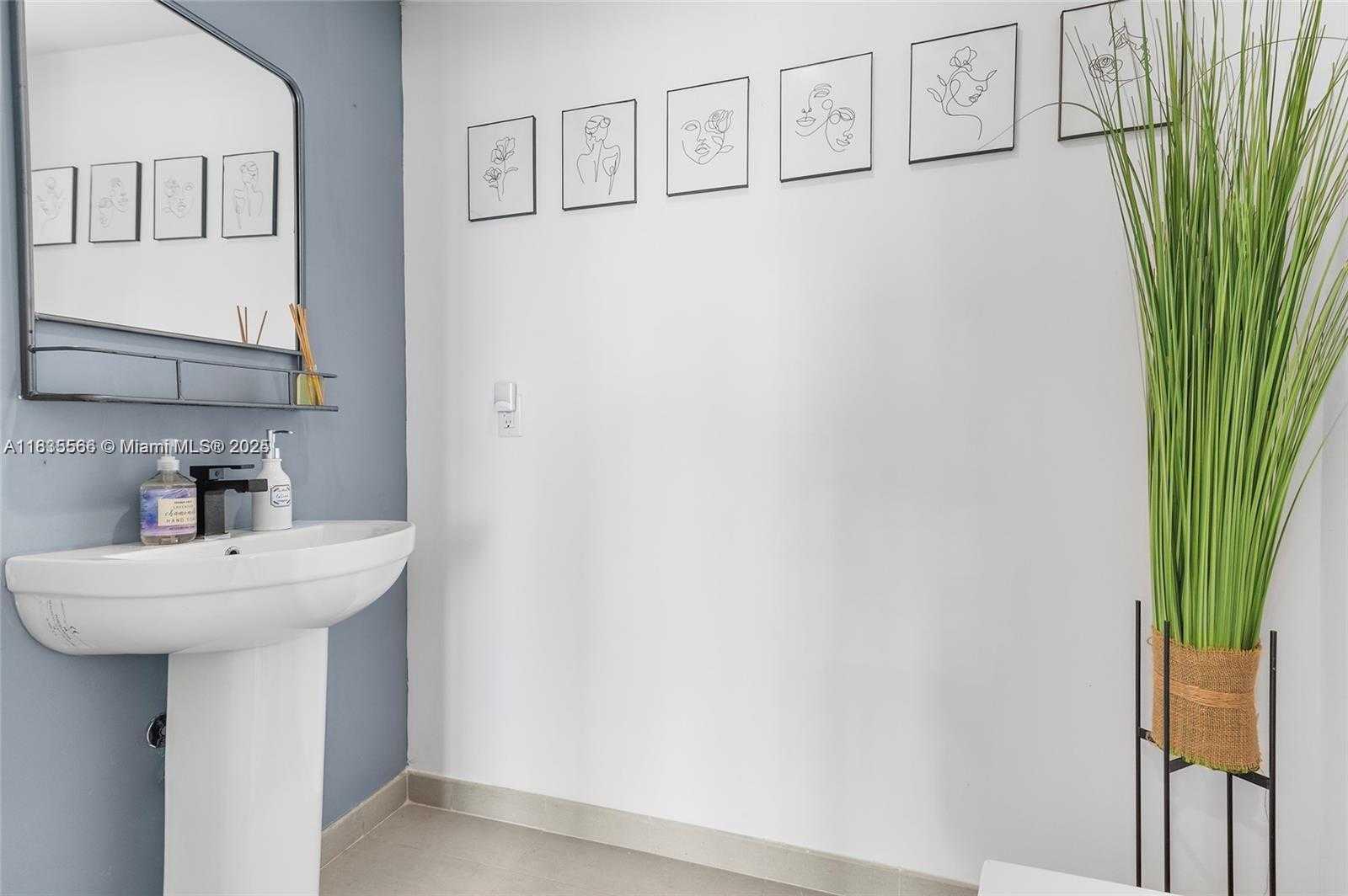 Small Image of 1080 BRICKELL AVE #513, Miami Number 24