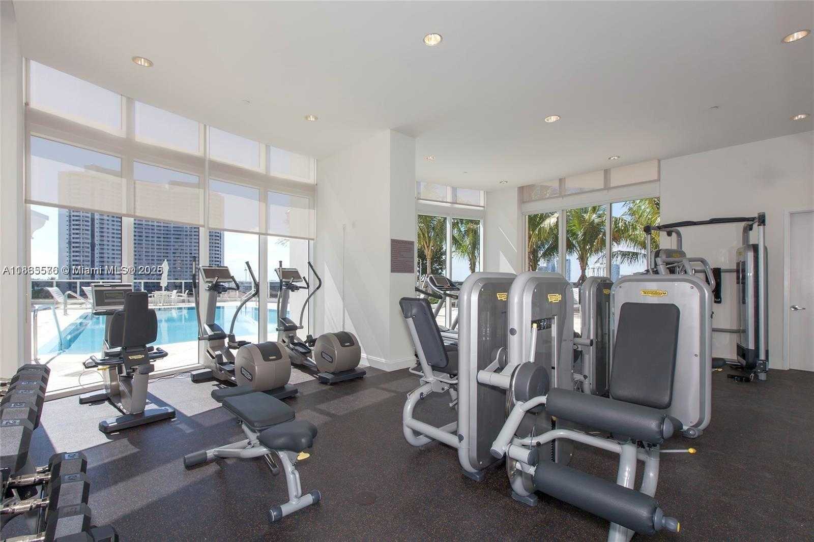 Small Image of 4100 ISLAND BLVD #701, Aventura Number 22