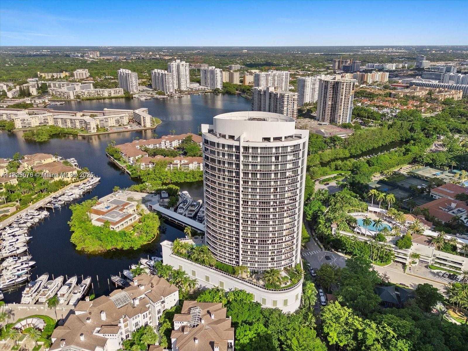 Small Image of 4100 ISLAND BLVD #701, Aventura Number 39