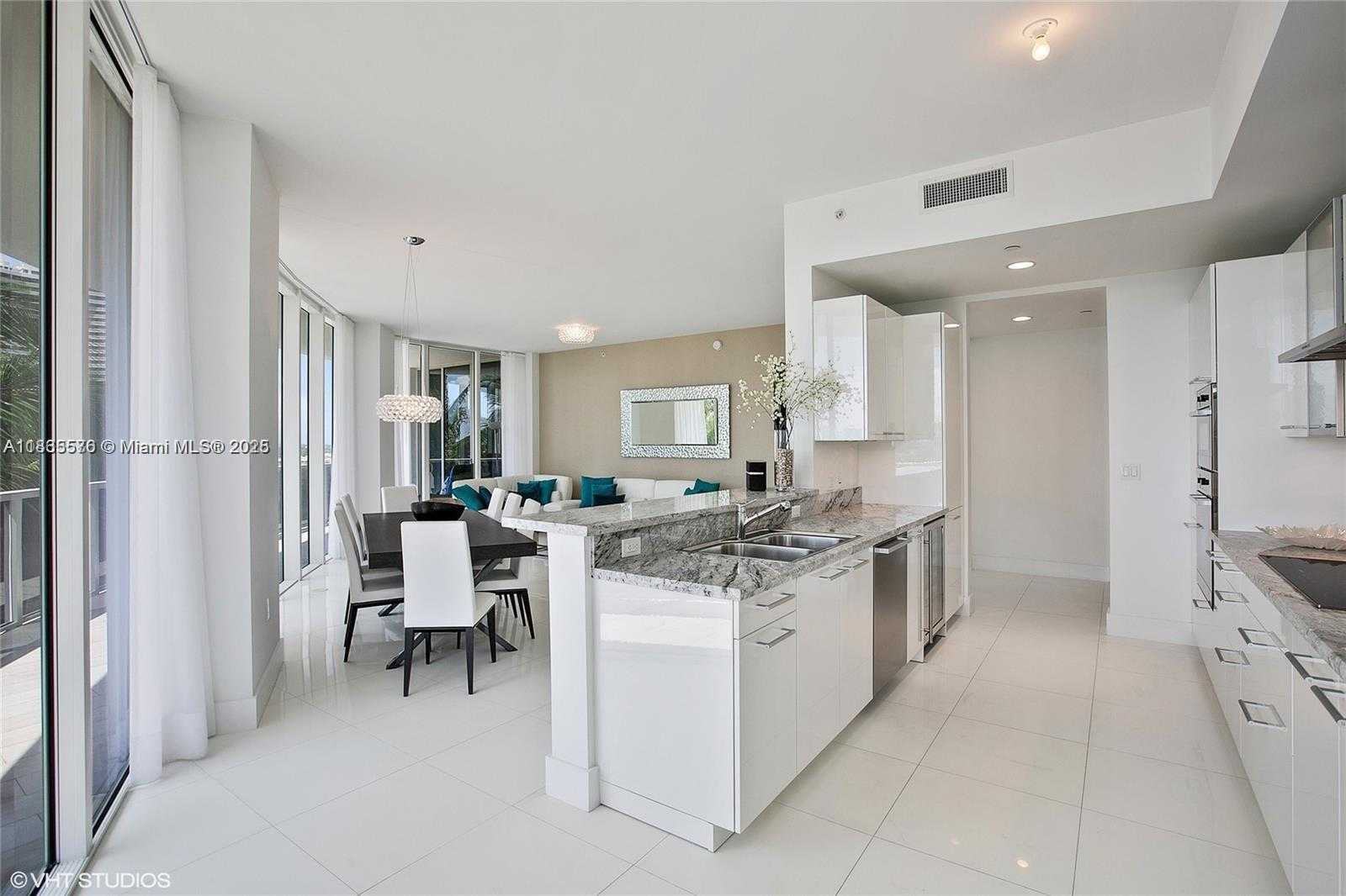 Small Image of 4100 ISLAND BLVD #701, Aventura Number 6