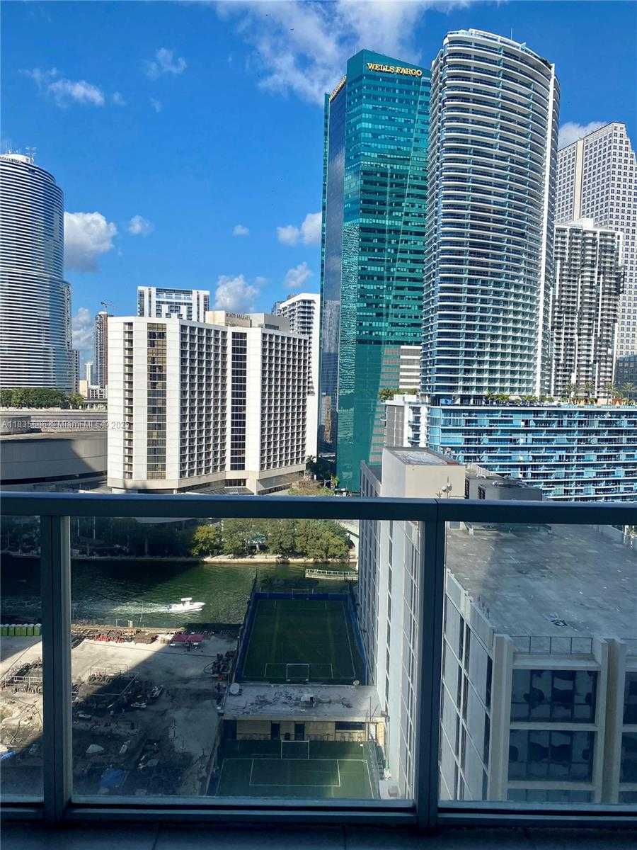 Small Image of 500 BRICKELL AVE #1807, Miami Number 10