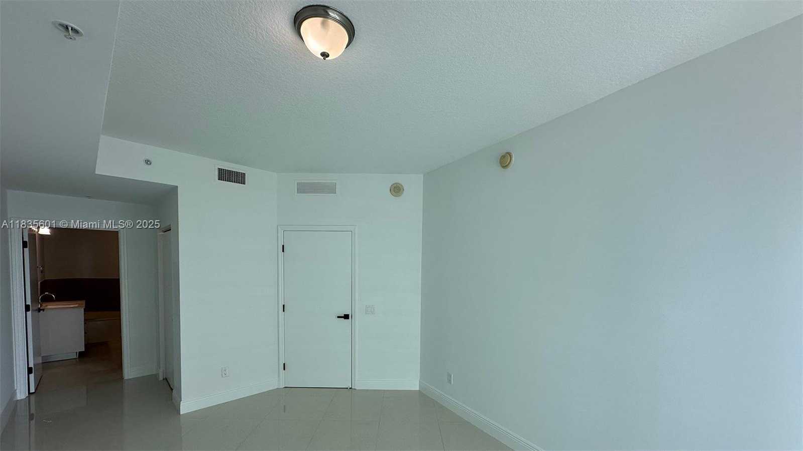 Small Image of 60 SOUTH WEST 13TH ST #3624, Miami Number 12