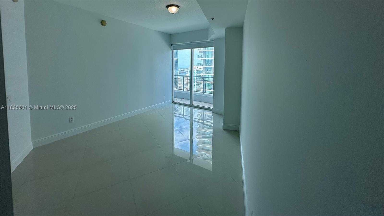 Small Image of 60 SOUTH WEST 13TH ST #3624, Miami Number 14