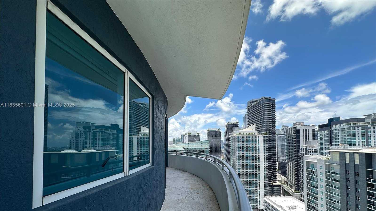Small Image of 60 SOUTH WEST 13TH ST #3624, Miami Number 23