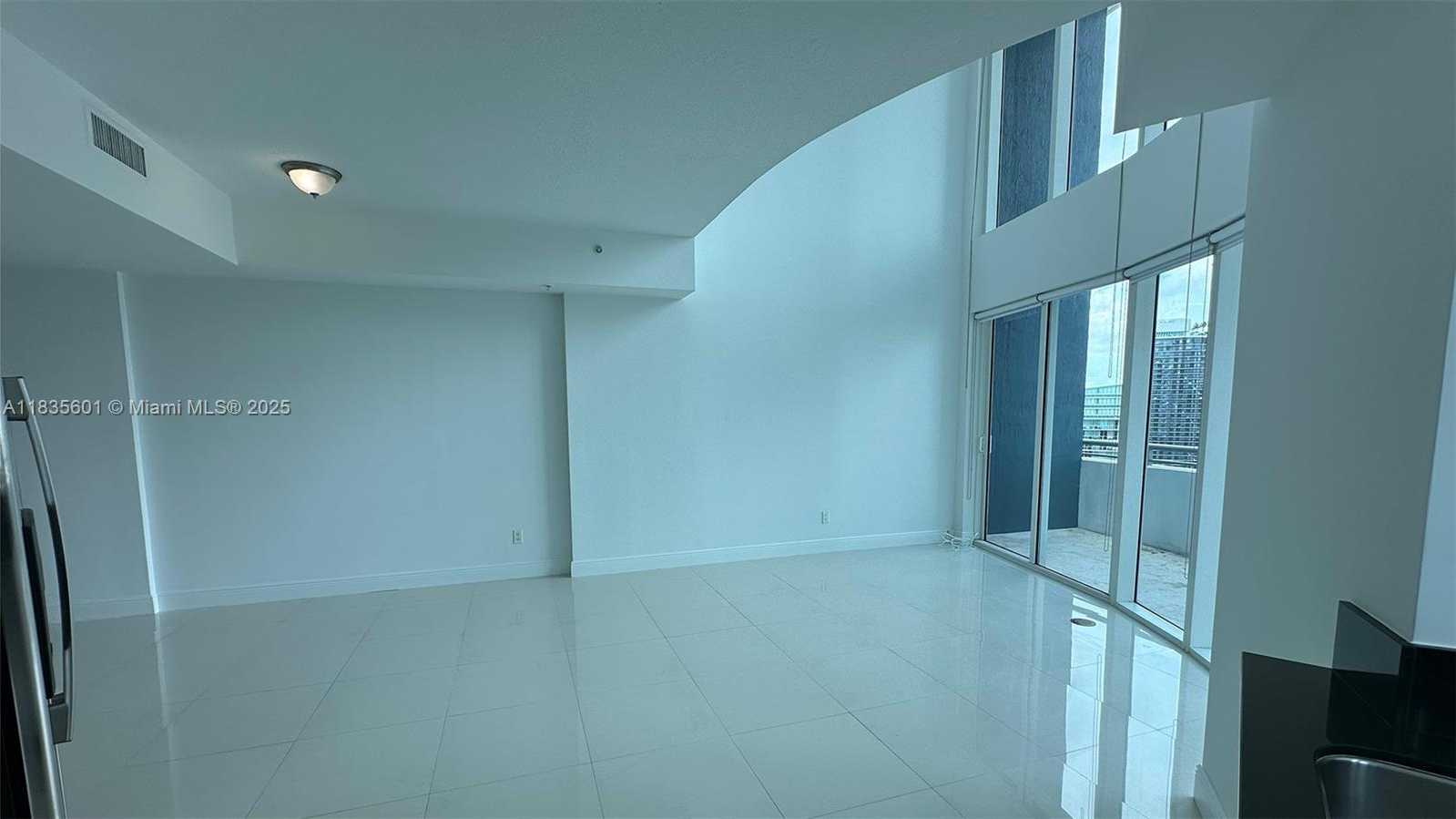 Small Image of 60 SOUTH WEST 13TH ST #3624, Miami Number 7