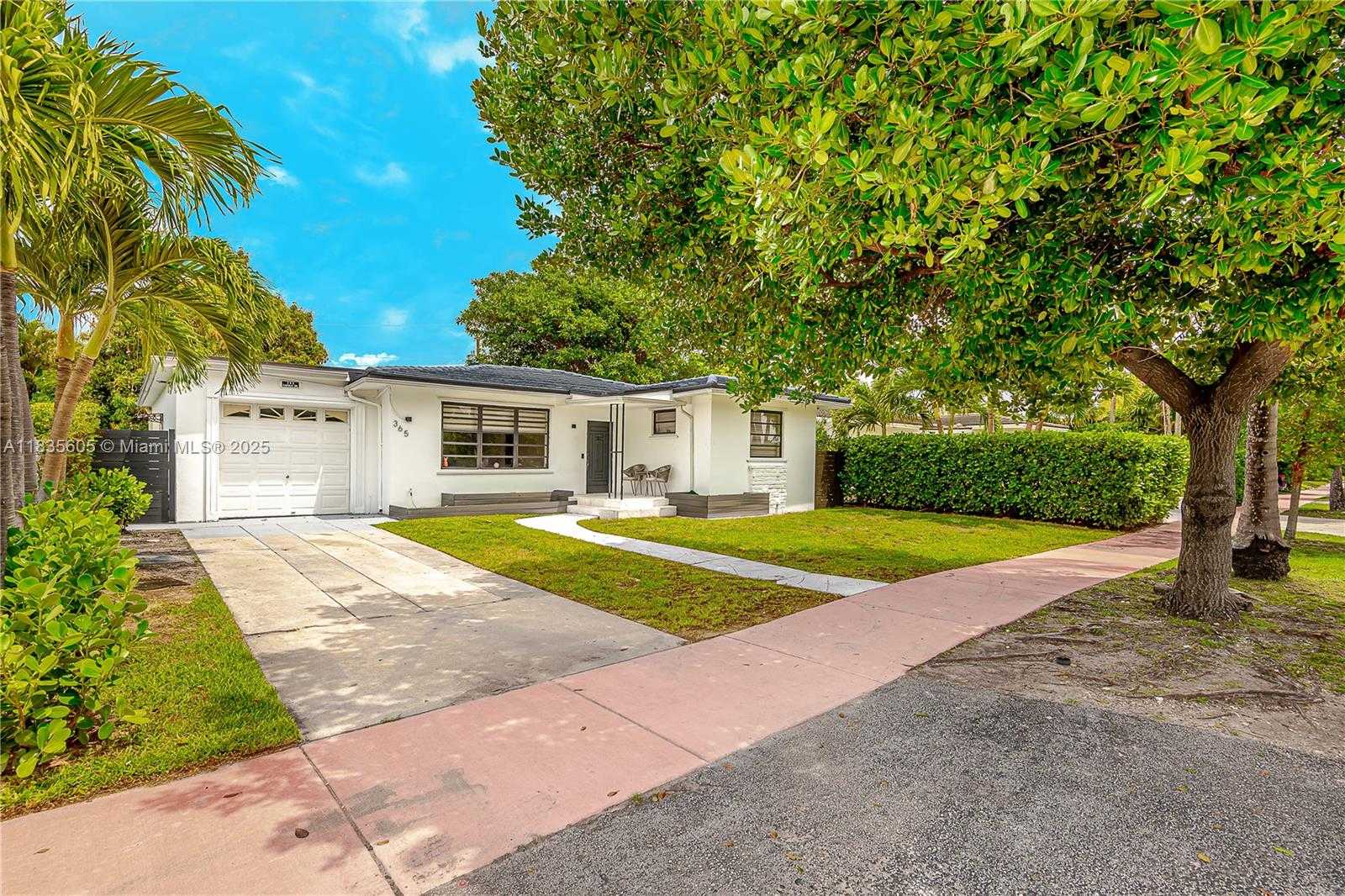 Small Image of 365 FAIRWAY DR, Miami Beach Number 14