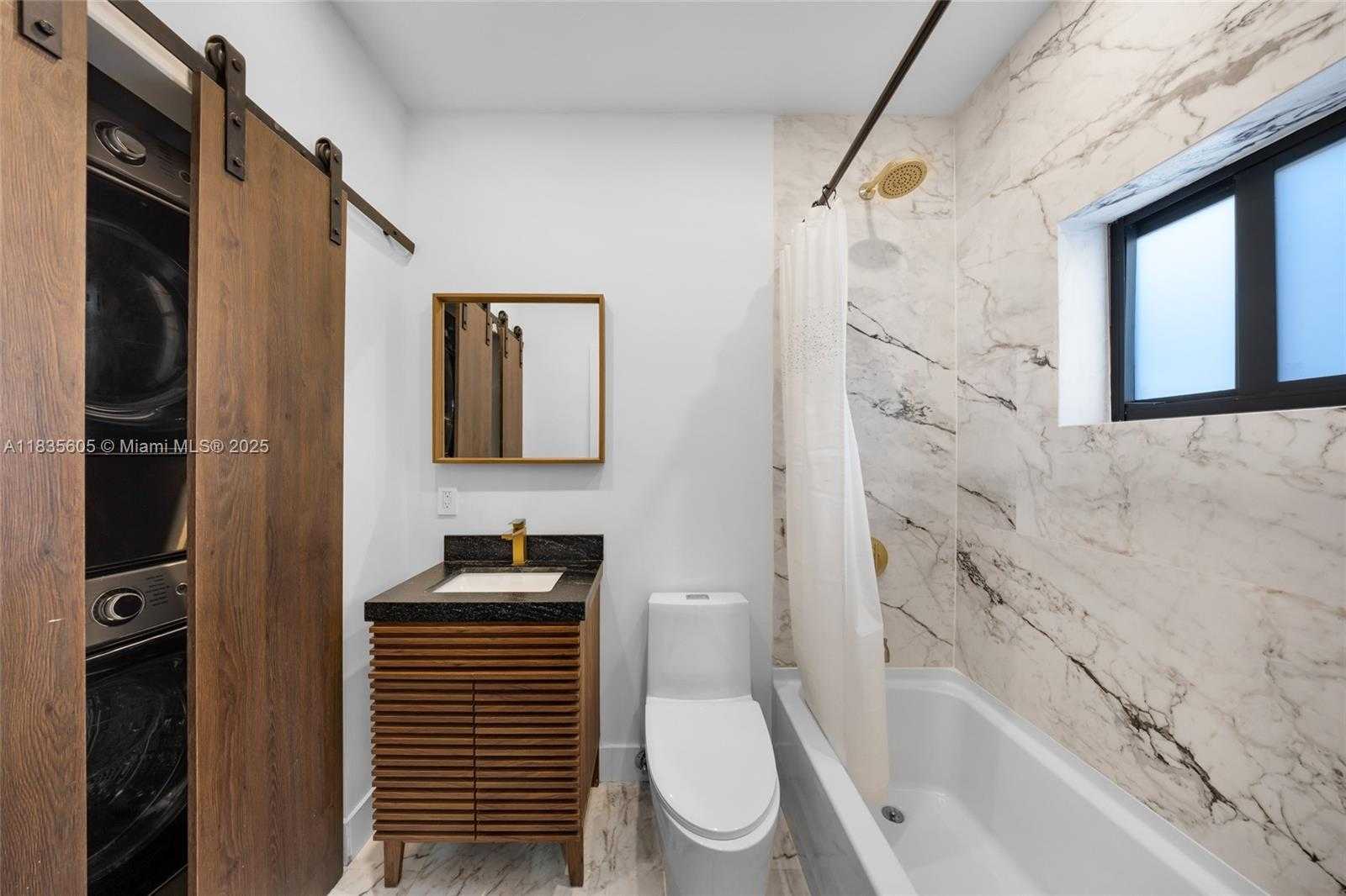 Small Image of 365 FAIRWAY DR, Miami Beach Number 39
