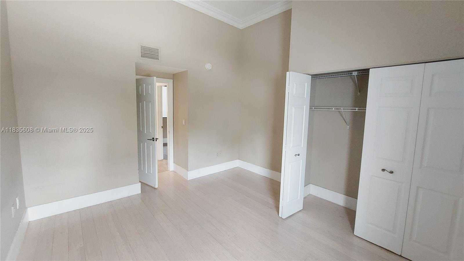Small Image of 255 POINCIANA DR #605, Sunny Isles Beach Number 16