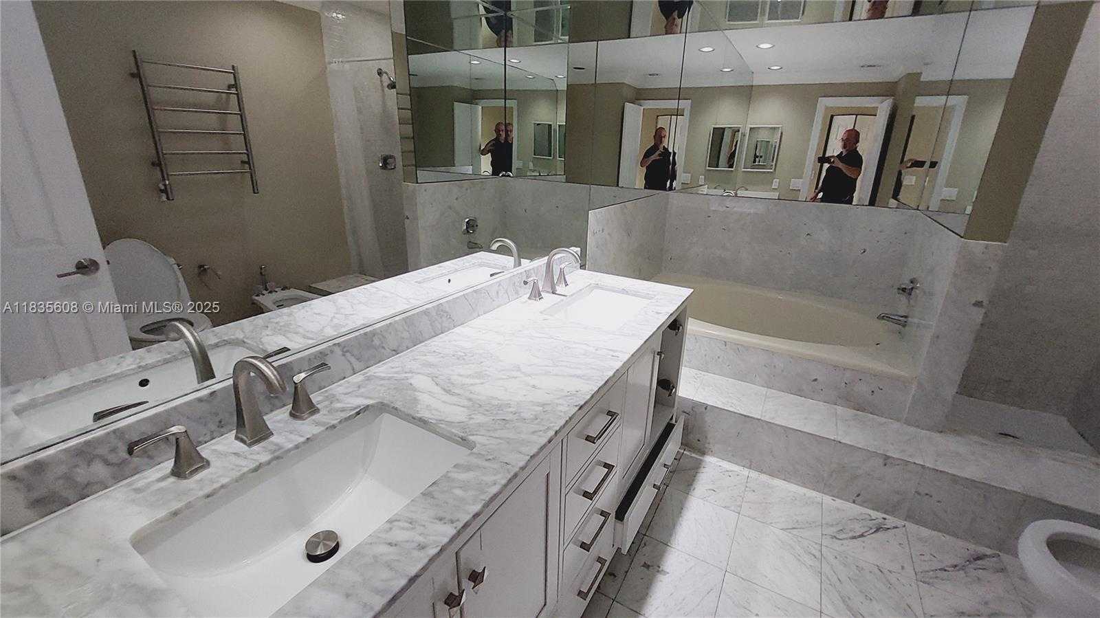 Small Image of 255 POINCIANA DR #605, Sunny Isles Beach Number 18