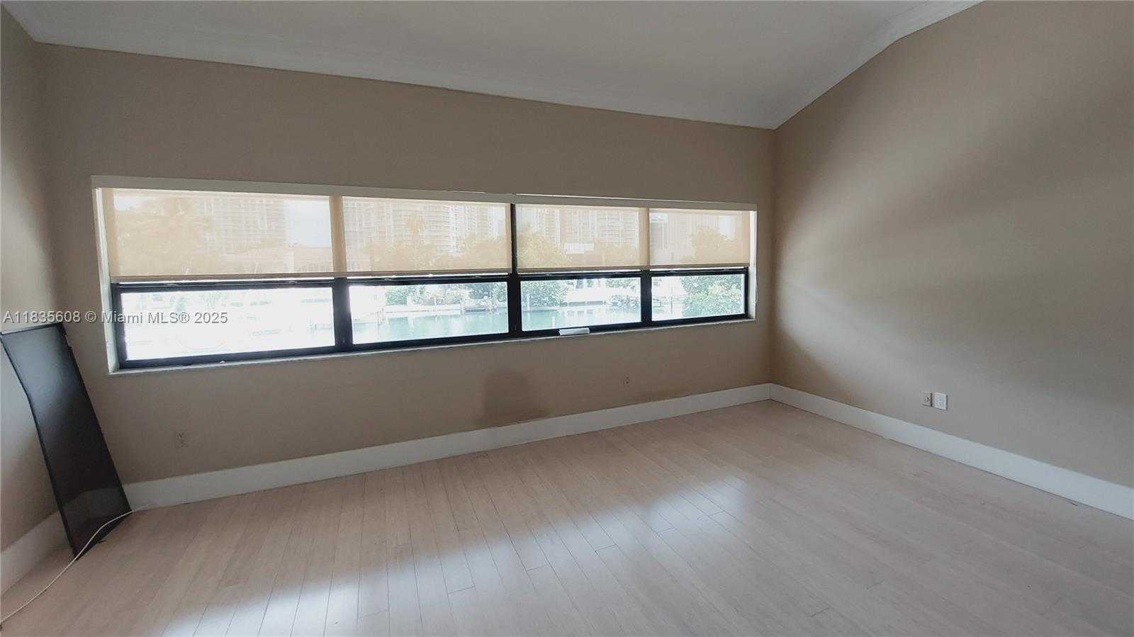 Small Image of 255 POINCIANA DR #605, Sunny Isles Beach Number 20