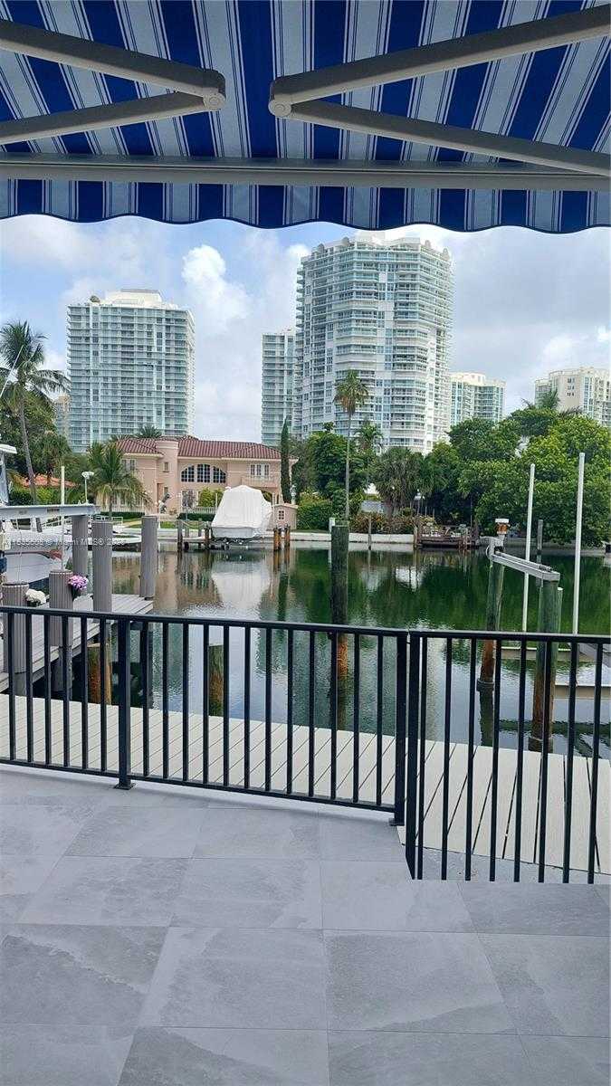 Small Image of 255 POINCIANA DR #605, Sunny Isles Beach Number 3