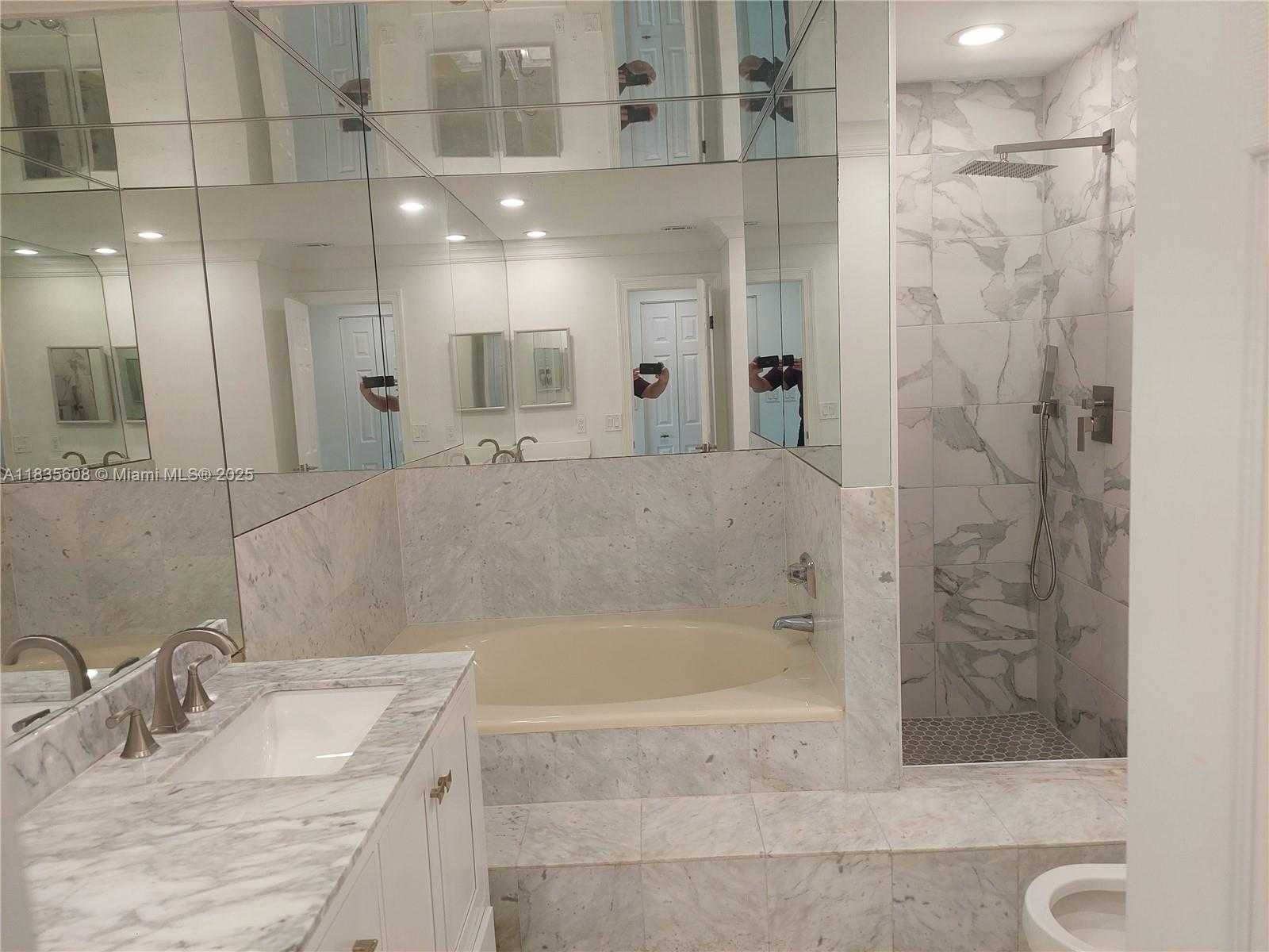 Small Image of 255 POINCIANA #605, Sunny Isles Beach Number 36