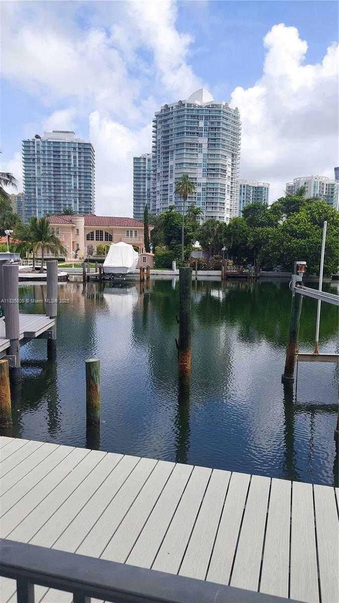 Small Image of 255 POINCIANA DR #605, Sunny Isles Beach Number 4