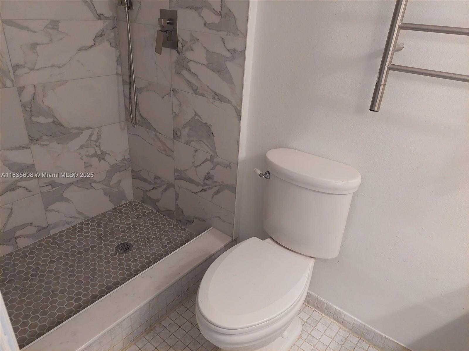 Small Image of 255 POINCIANA #605, Sunny Isles Beach Number 40
