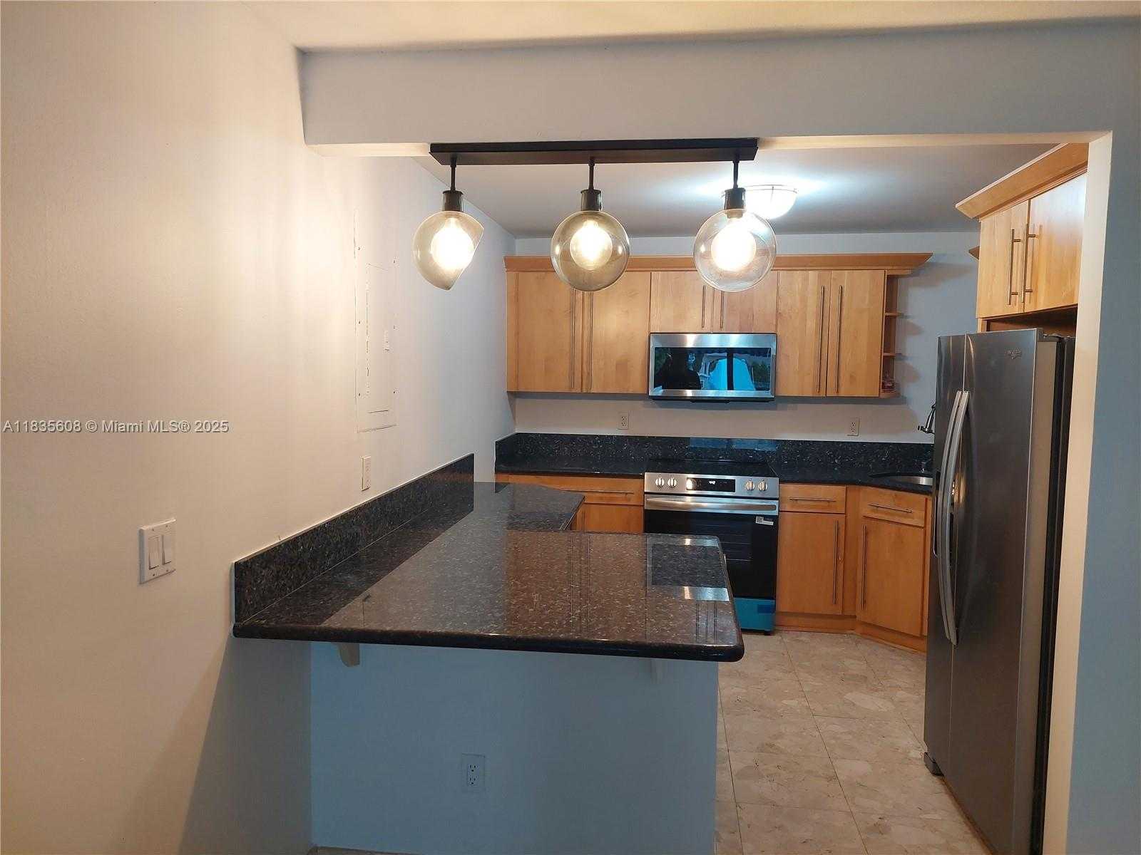 Small Image of 255 POINCIANA #605, Sunny Isles Beach Number 44