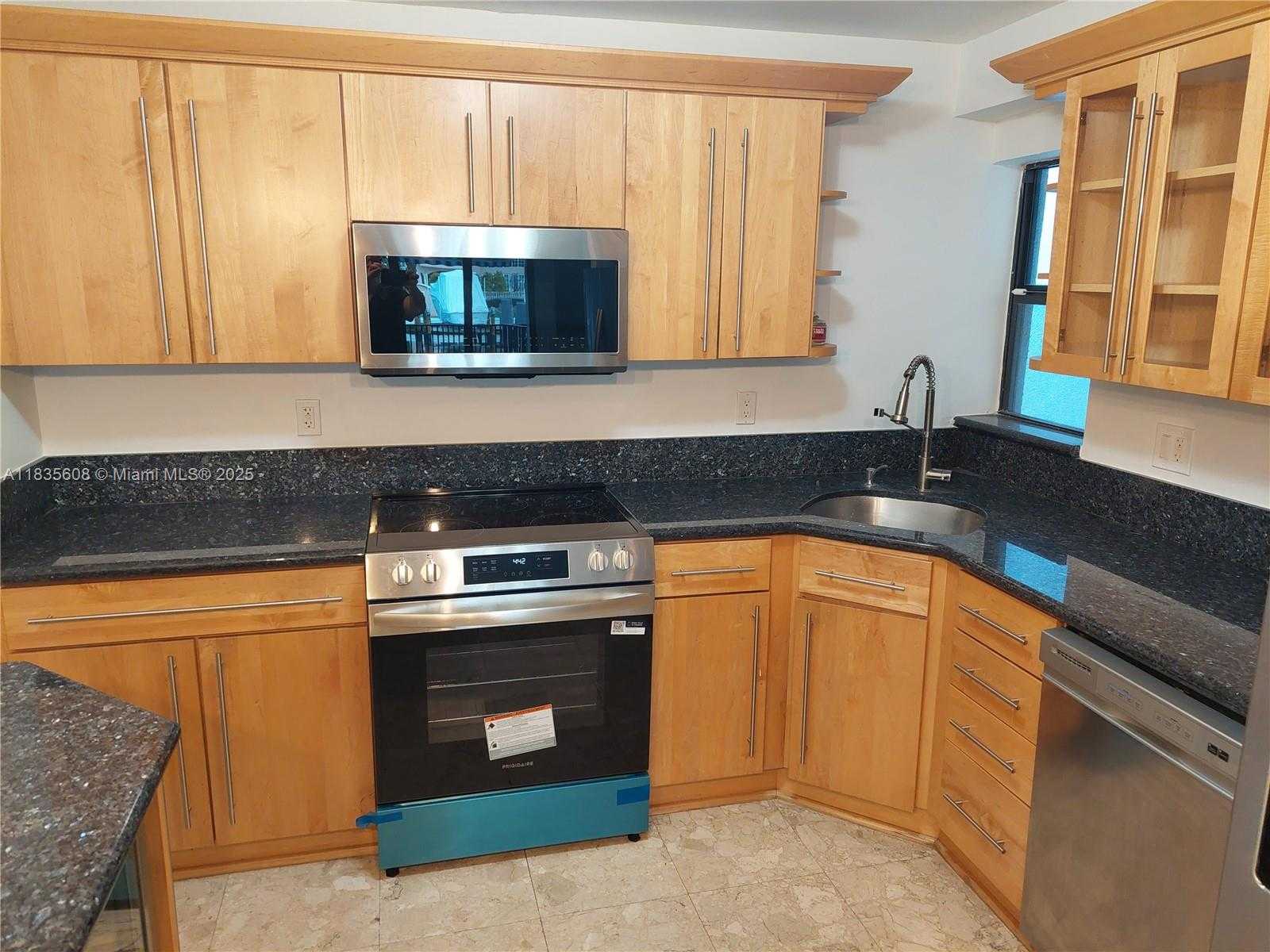Small Image of 255 POINCIANA #605, Sunny Isles Beach Number 45