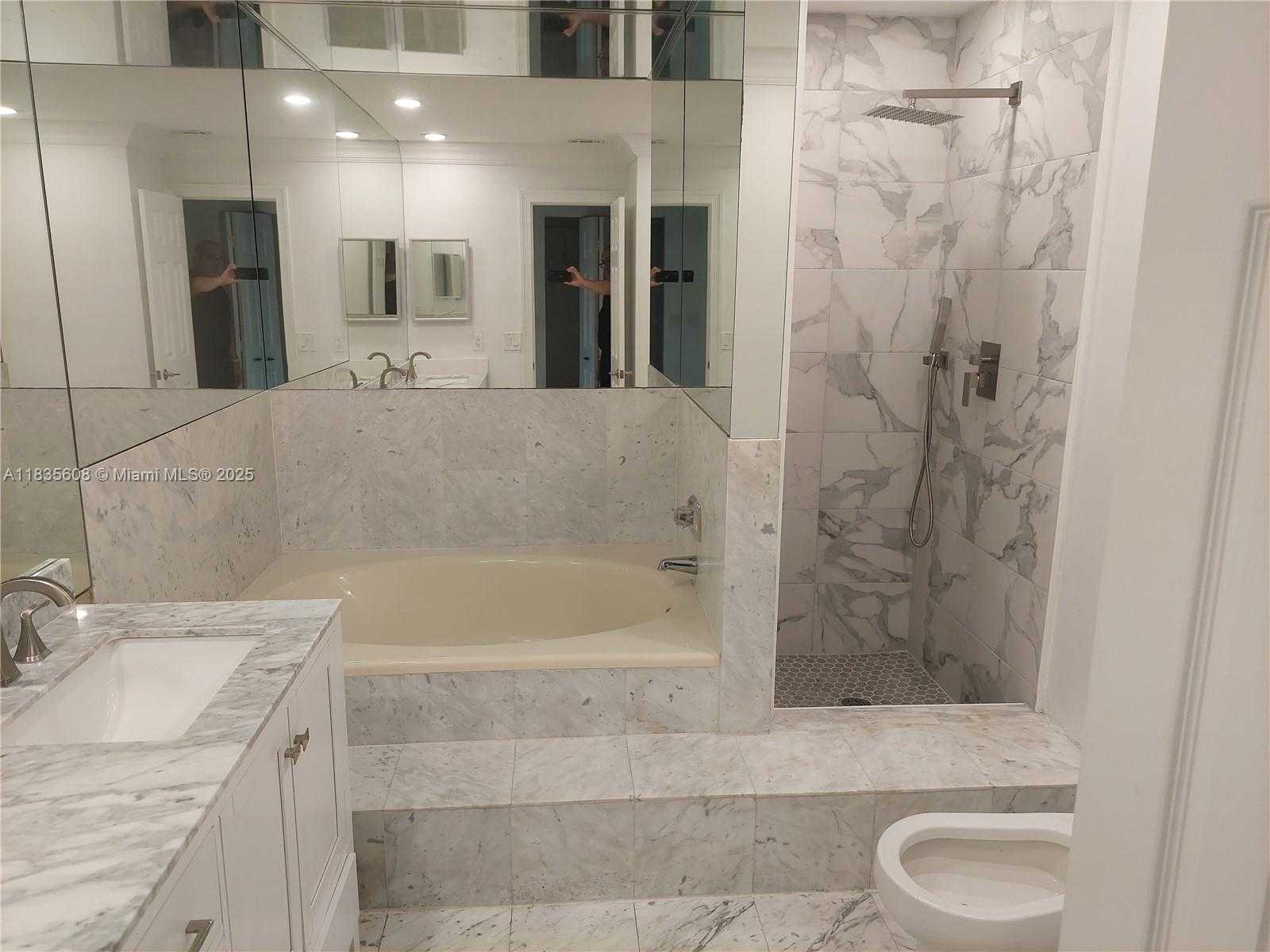 Small Image of 255 POINCIANA #605, Sunny Isles Beach Number 57
