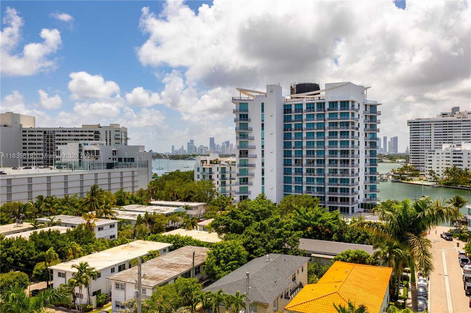 Small Image of 1621 BAY RD #906, Miami Beach Number 22