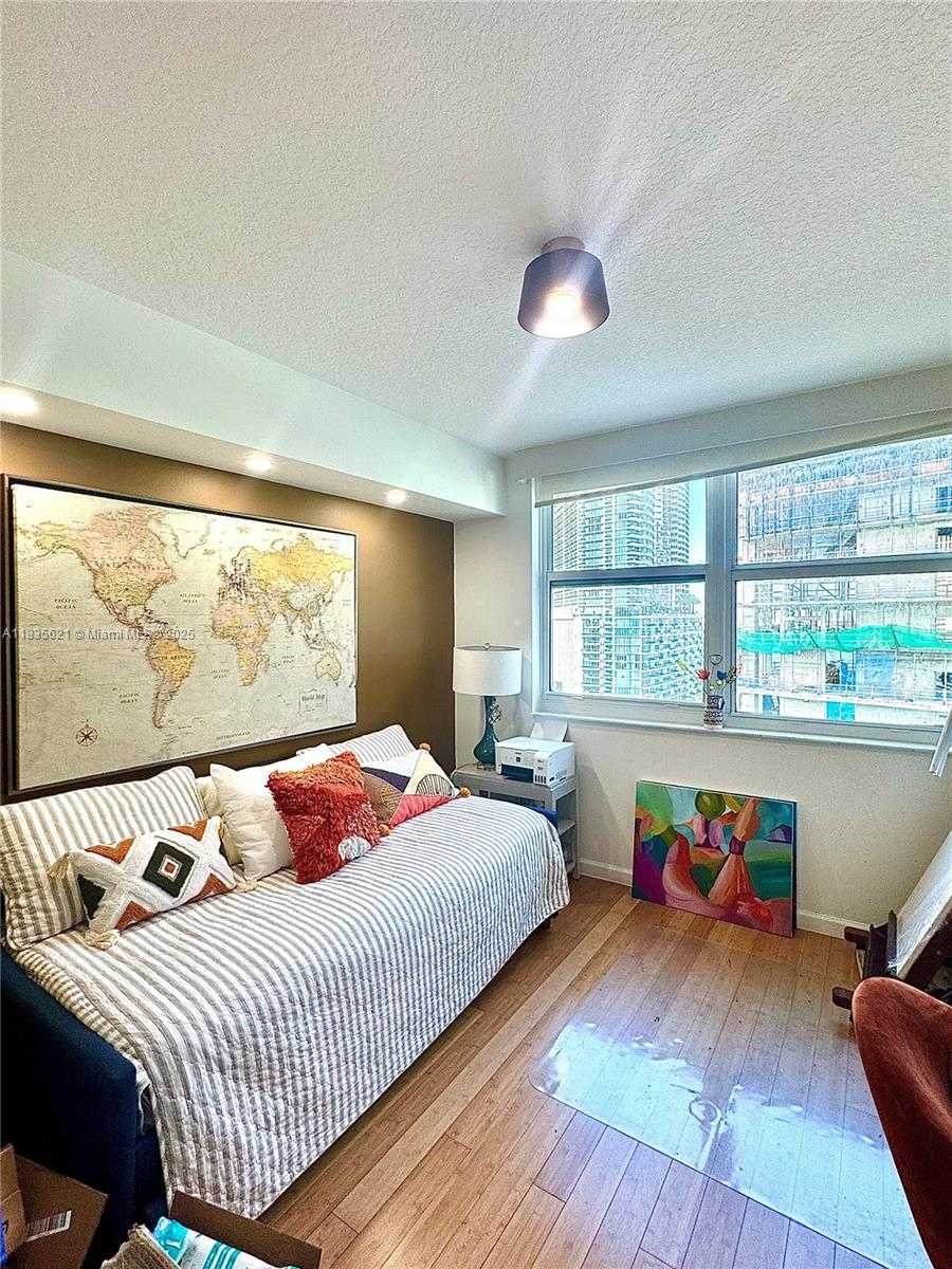 Small Image of 31 SOUTH EAST 5TH ST #1708, Miami Number 7