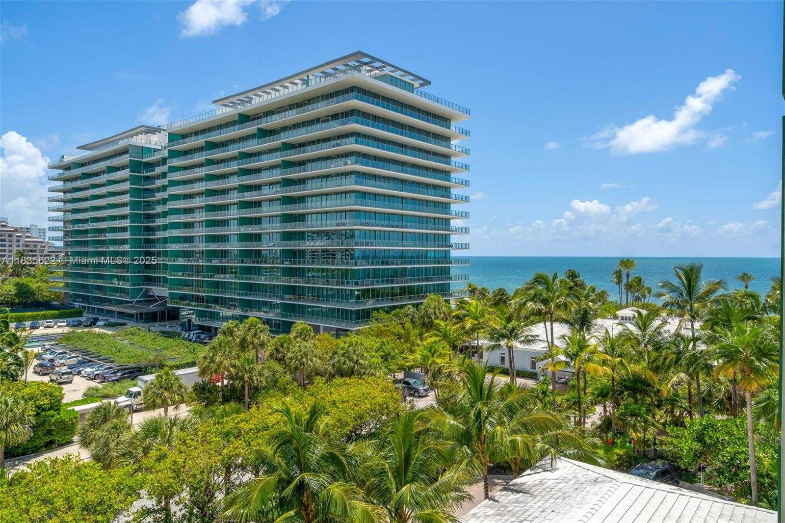 Small Image of 430 GRAND BAY DR #608, Key Biscayne Number 2