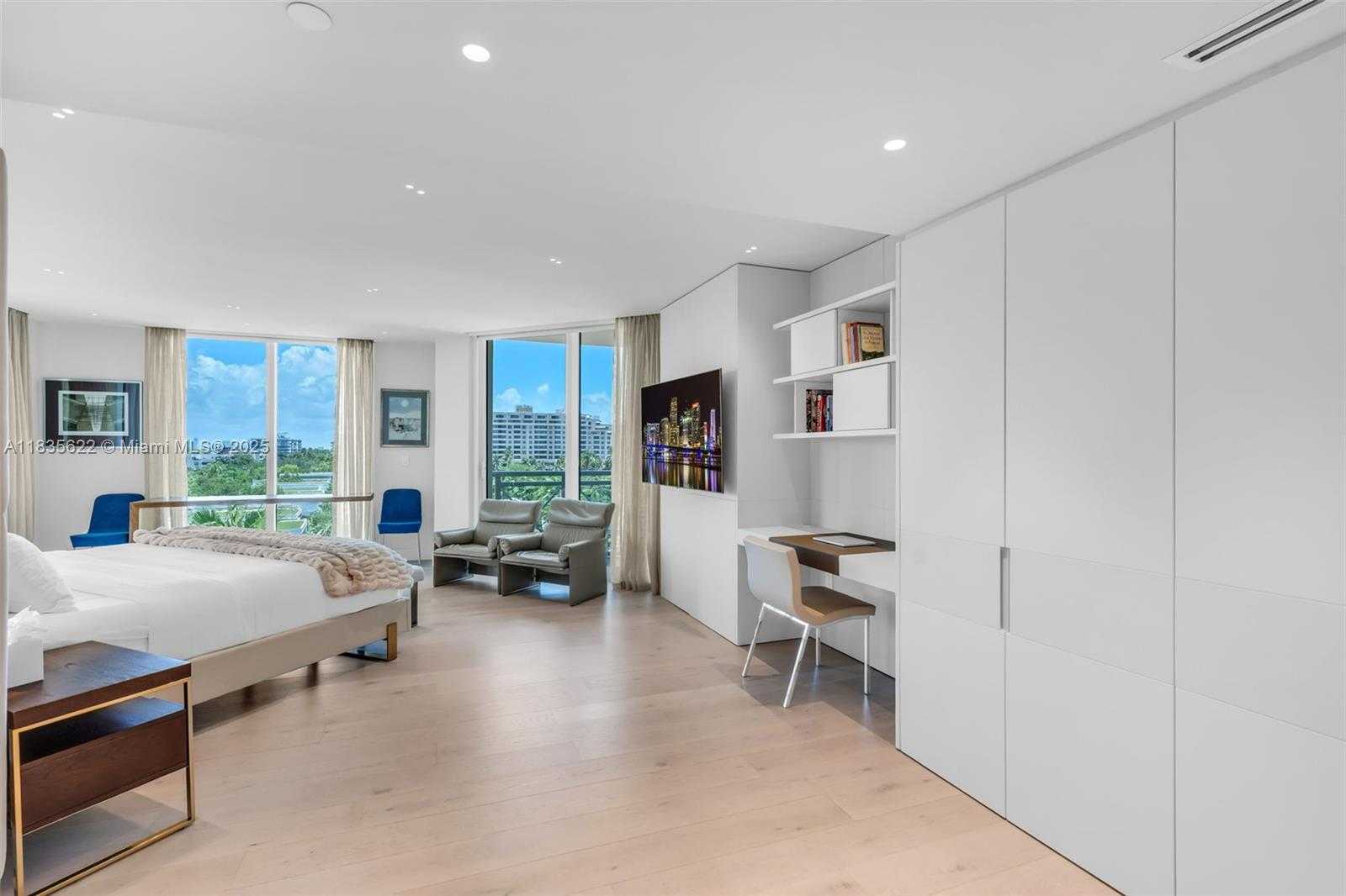 Small Image of 430 GRAND BAY DR #608, Key Biscayne Number 22