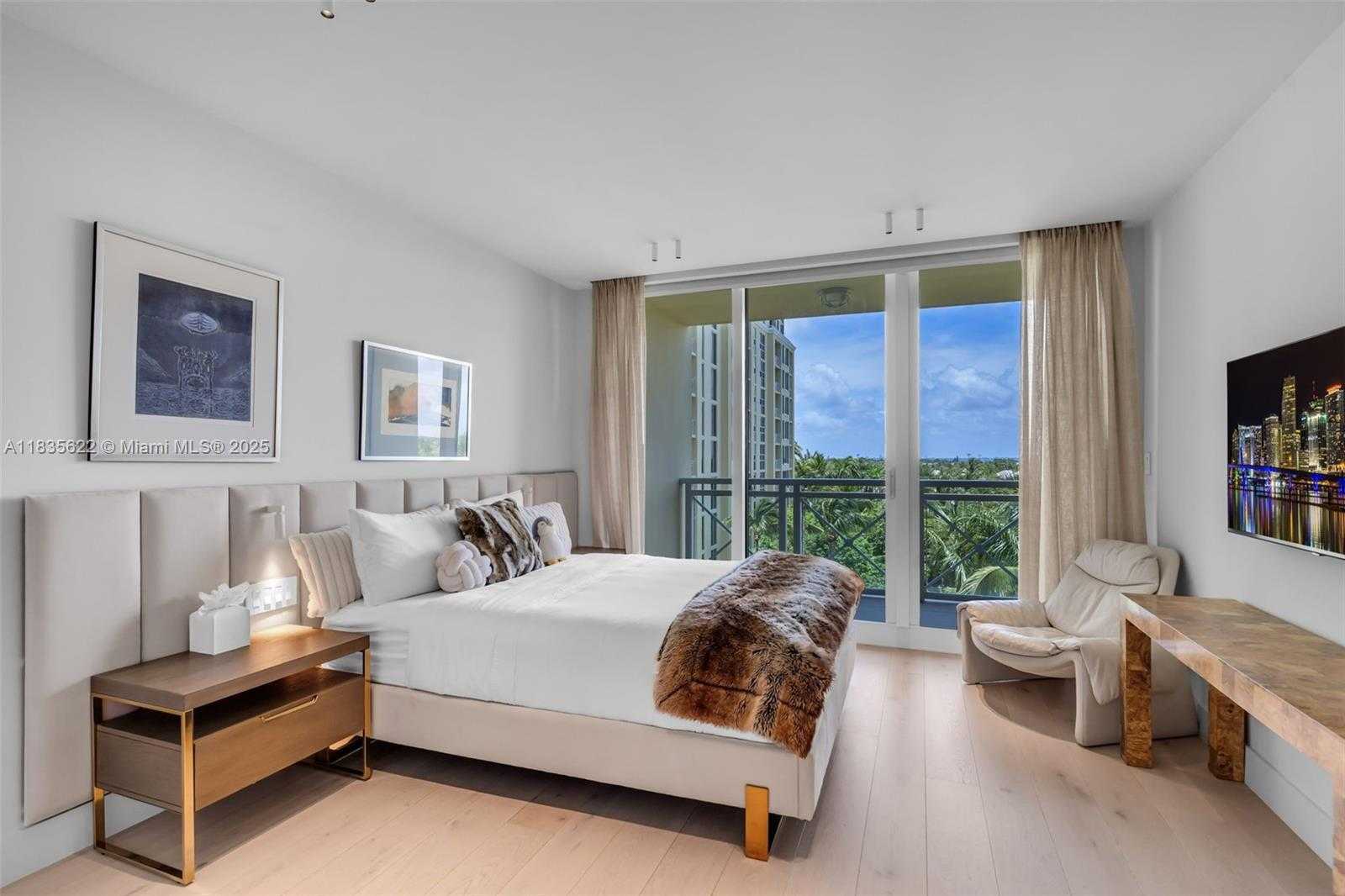 Small Image of 430 GRAND BAY DR #608, Key Biscayne Number 29