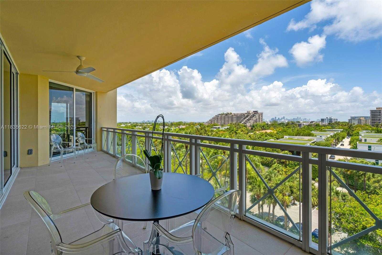 Small Image of 430 GRAND BAY DR #608, Key Biscayne Number 7