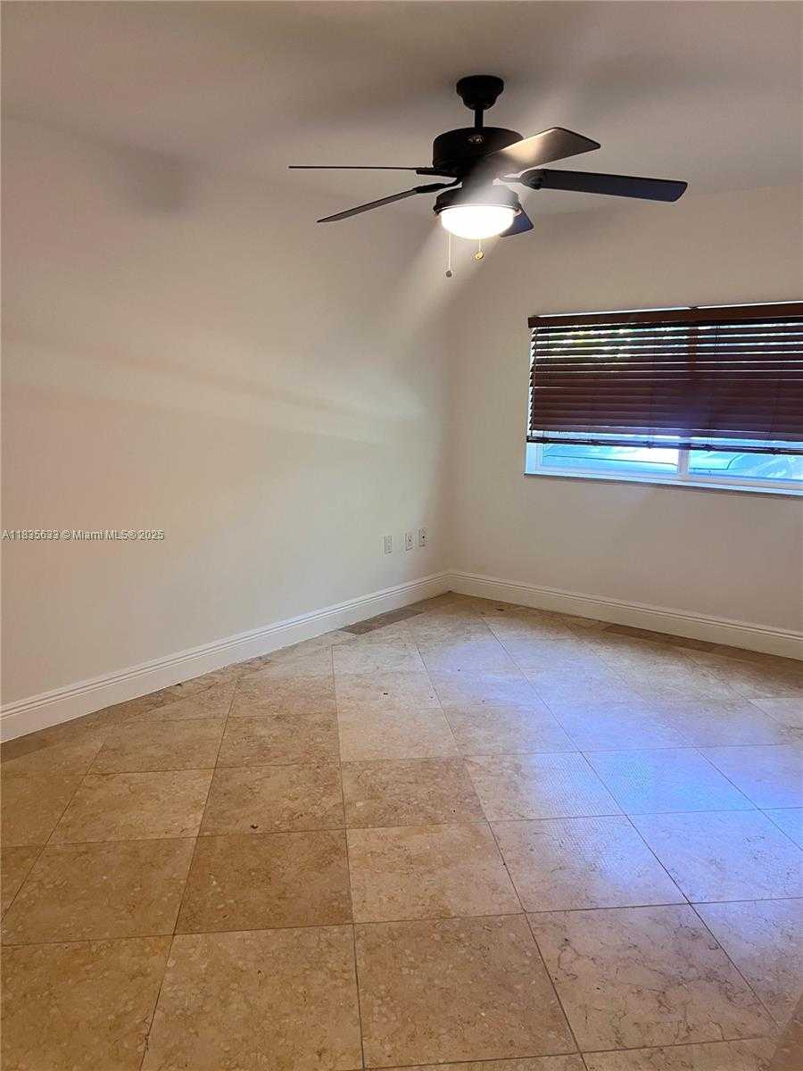 Small Image of 7350 SOUTH WEST 96TH ST #7350, Pinecrest Number 10