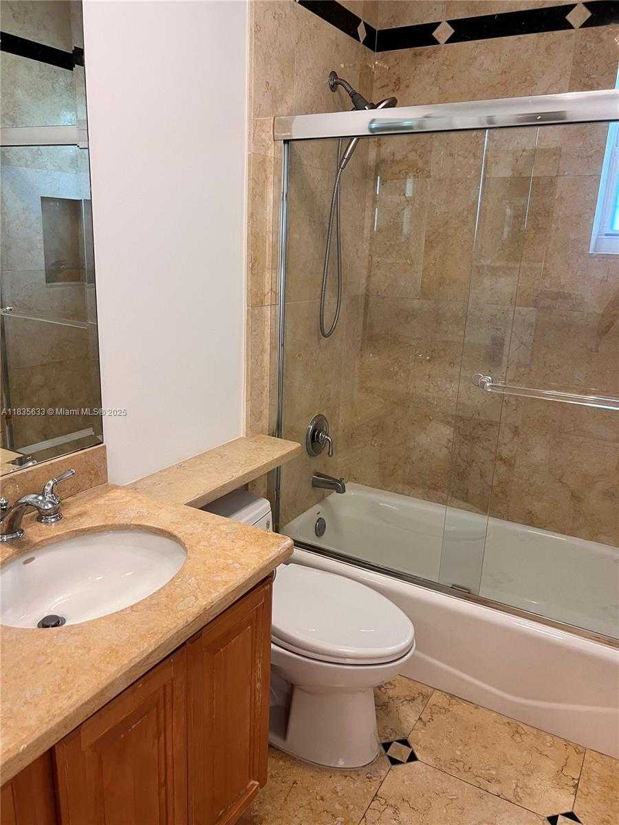 Small Image of 7350 SOUTH WEST 96TH ST #7350, Pinecrest Number 12