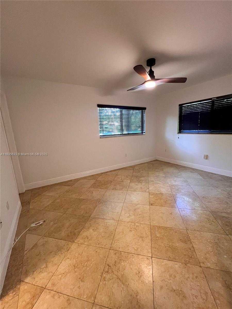 Small Image of 7350 SOUTH WEST 96TH ST #7350, Pinecrest Number 13