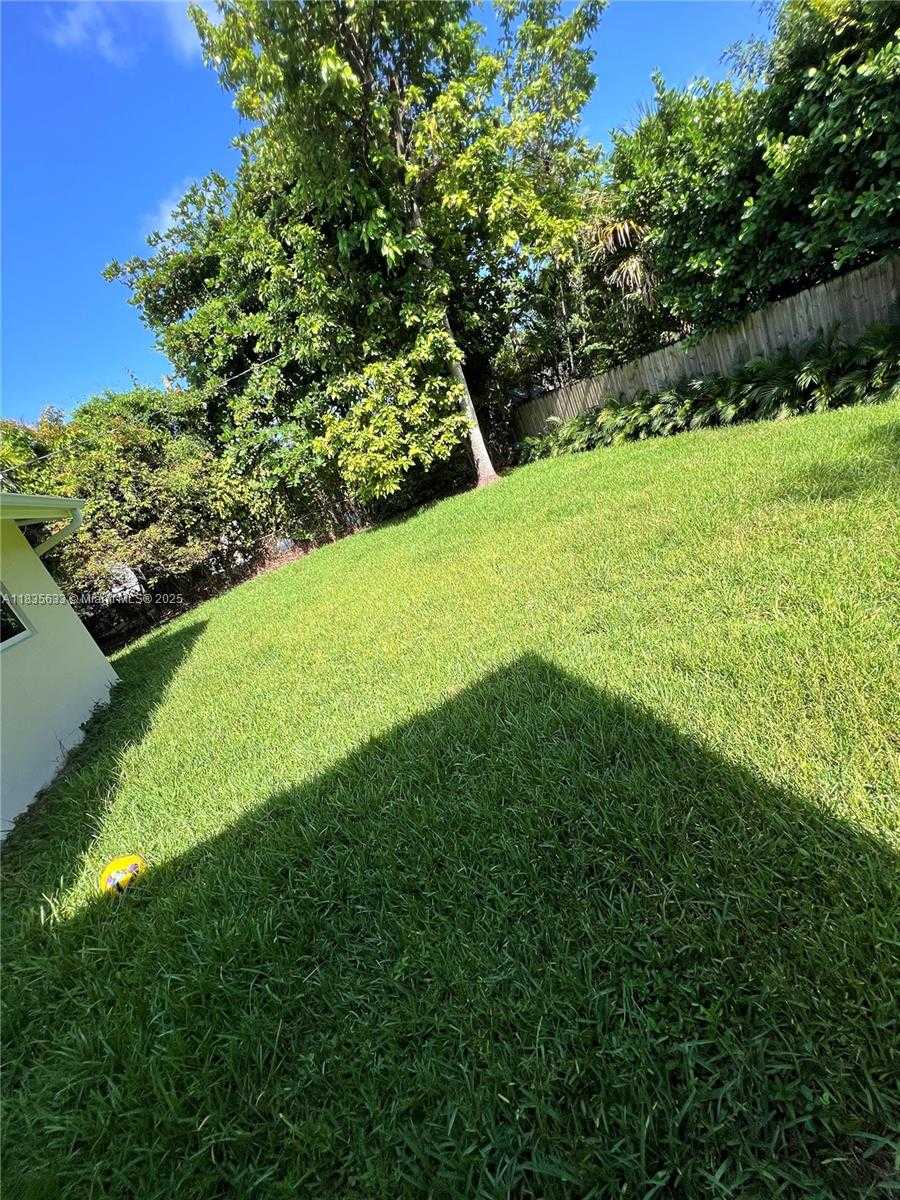 Small Image of 7350 SOUTH WEST 96TH ST #7350, Pinecrest Number 21