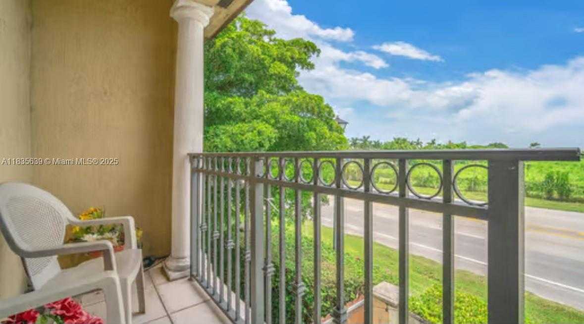 Small Image of 22917 SOUTH WEST 112TH CT, Miami Number 18